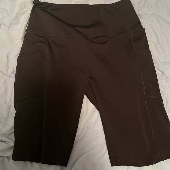 Yoga Shorts - Picture 1 of 1